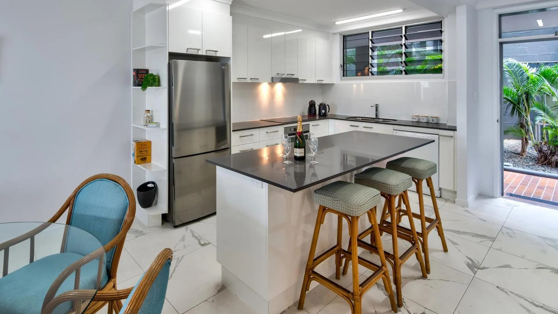 Frangipani Apartments On Hamilton Island By Hiha